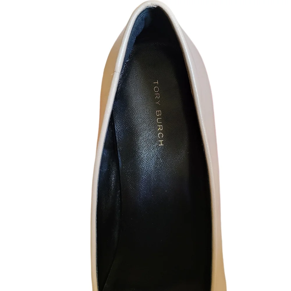 Tory Burch Black and Cream Leather Cap-Toe Pump